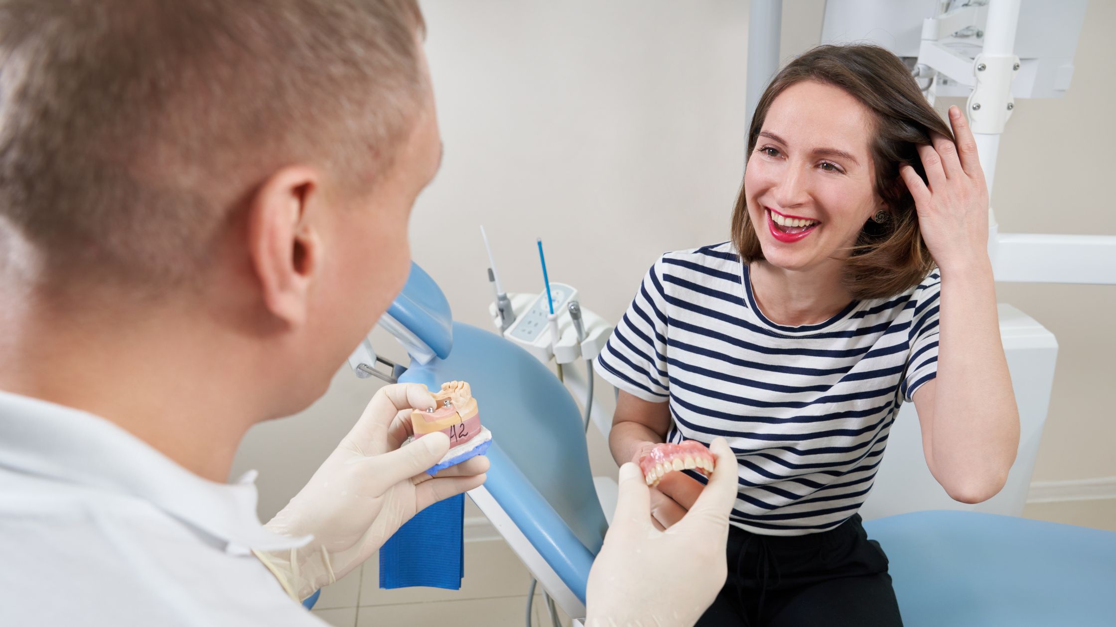 When Should I Get Dental Implants? Top 3 Things To Consider